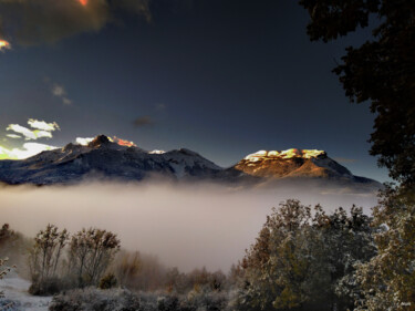 Fotografía titulada "Chatel" por Jean Philippe Desmoulins, Obra de arte original, Fotografía manipulada