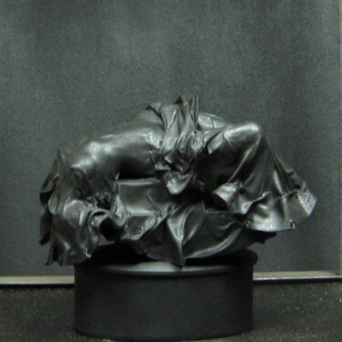 Escultura intitulada "femme  sculpture bl…" por Jean-Yves Verne, Obras de arte originais, Resina