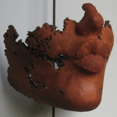 Sculpture titled "kiss - patine ocre…" by Jean-Yves Verne, Original Artwork, Cement Mounted on Metal