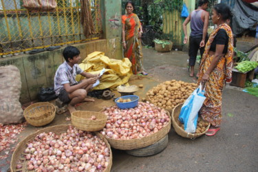 Photographie intitulée "MARCHE  ( CALCUTTA)" par Jeannette Allary, Œuvre d'art originale