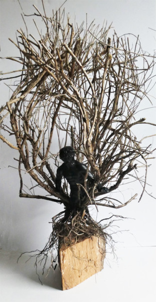 Skulptur mit dem Titel "The Creation: Adam" von Jim Fischer, Original-Kunstwerk, Holz