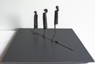 Rzeźba zatytułowany „Walkers” autorstwa Johan Jonsson, Oryginalna praca