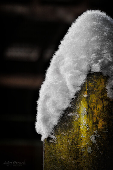 Фотография под названием "Schneedach / snowro…" - John Gerard, Подлинное произведение искусства, Цифровая фотография