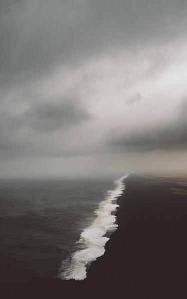 Fotografie getiteld "Ghost of a coastlin…" door Julian Kammel, Origineel Kunstwerk, Digitale fotografie