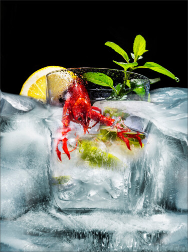 Photographie intitulée "Vodka-frozen river" par Jürgen Haffa (creator), Œuvre d'art originale, Photographie numérique Monté…
