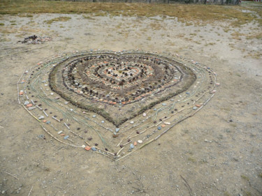 Sculpture intitulée "Mandala Coeur" par Kalizae, Œuvre d'art originale, Argile