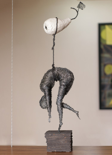 Sculptuur getiteld "Escape from reality…" door Karen Axikyan, Origineel Kunstwerk, Metalen