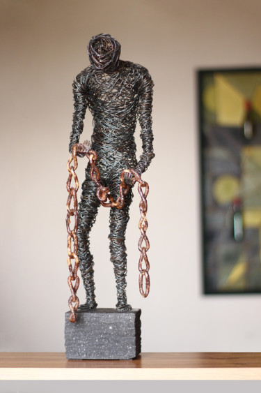 「Long-awaited freedo…」というタイトルの彫刻 Karen Axikyanによって, オリジナルのアートワーク, 金属