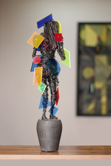 Sculpture intitulée "Chasing fashion (50…" par Karen Axikyan, Œuvre d'art originale, Métaux