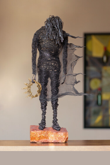 Sculpture intitulée "Gilded Loss" par Karen Axikyan, Œuvre d'art originale, Métaux