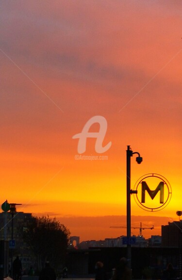 Fotografia intitolato "Lever du soleil mét…" da Kasiopea, Opera d'arte originale, Fotografia digitale