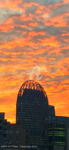 Fotografía titulada "Ciel orange et haut…" por Kasiopea, Obra de arte original, Fotografía digital