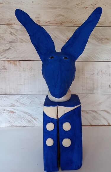 Sculpture titled "Max, le kangourou" by Katrine Gaultier, Original Artwork, Resin