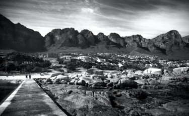 Photographie intitulée "Twelve Apostles" par Kim Stone, Œuvre d'art originale, Photographie numérique