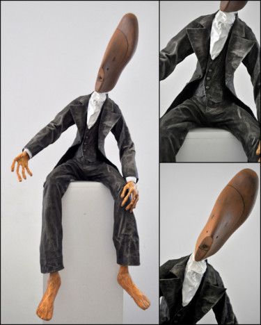 Sculpture intitulée "Dandy aux pieds nus" par Karine Krynicki, Œuvre d'art originale, Papier