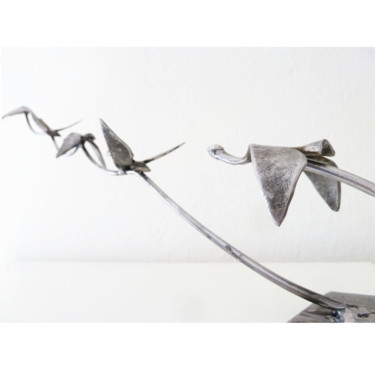 Sculpture titled "Birds, Flying up" by Kleinmanzano, Original Artwork, Metals