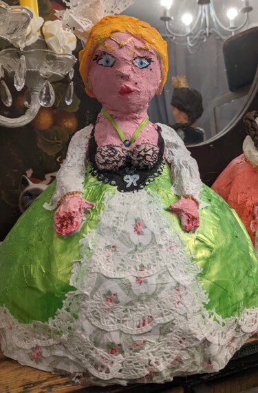 Sculptuur getiteld "Jeune femme papier…" door Claire Ferrari (klrferr), Origineel Kunstwerk, Papier maché