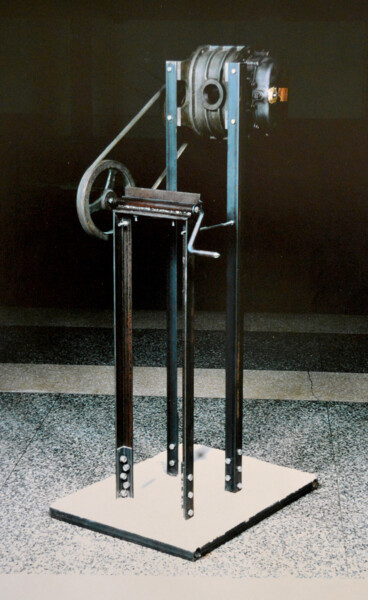 Sculptuur getiteld "Breathing Machine" door Kristopher Lionel, Origineel Kunstwerk, Metalen