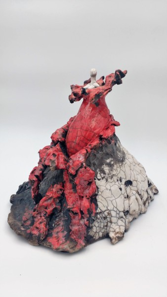 Sculpture titled "Naissance volcanique" by Frédérique Lacroix Damas, Original Artwork, Ceramics