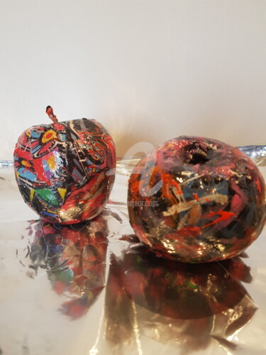 Escultura titulada "Pommes pop art" por Laurence Clerembaux, Obra de arte original