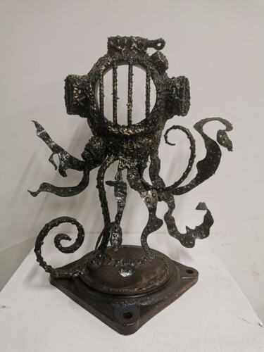 Sculpture titled "Scaphandre" by Le Petit Juan, Original Artwork, Metals