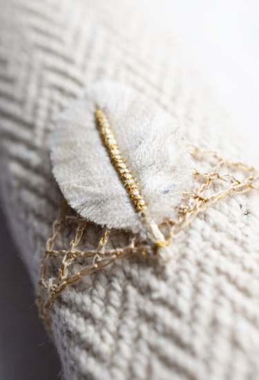 Textile Art με τίτλο "Bracelet chaînette…" από Léa Coutureau, Αυθεντικά έργα τέχνης, Κέντημα