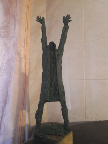 Sculptuur getiteld "Sun Catcher" door Leo Adam (Leonid Shatsylo), Origineel Kunstwerk, Polymeer klei