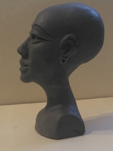 Sculpture titled "Дочь Нефертити" by Leon Arbatskii, Original Artwork, Clay