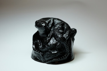 Sculptuur getiteld "Black Crystal - Liz…" door Leonard Radu Chioveanu, Origineel Kunstwerk, Glas