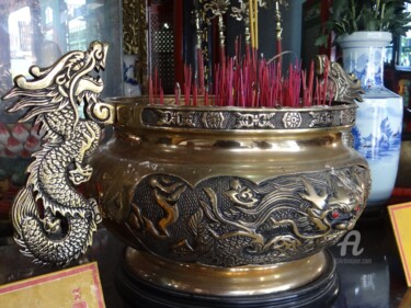 Photography titled "Vase sacré Vietnam" by Michèle Letellier, Original Artwork, Non Manipulated Photography