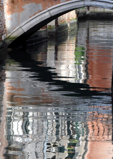 Fotografie mit dem Titel "reflets encore" von Lilipassion, Original-Kunstwerk