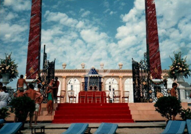 Installation intitulée ""BAL A VERSAILLES"" par Carlo Maiolini, Œuvre d'art originale