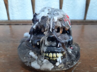 Sculptuur getiteld "Candle Skuller" door Lord Faz, Origineel Kunstwerk, Hars