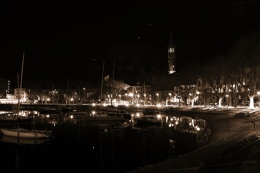 Fotografia intitolato "lungo lago notturno" da Lorenzo Corti, Opera d'arte originale, Fotografia digitale