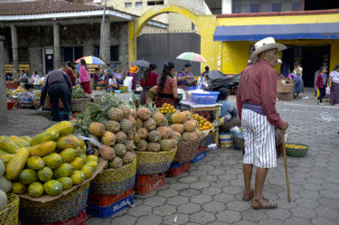 Photographie intitulée "Guatemala" par Lucien Duhamel, Œuvre d'art originale