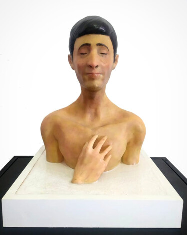 Sculpture titled "Sentir" by Luiz Pádua Jr, Original Artwork, Resin