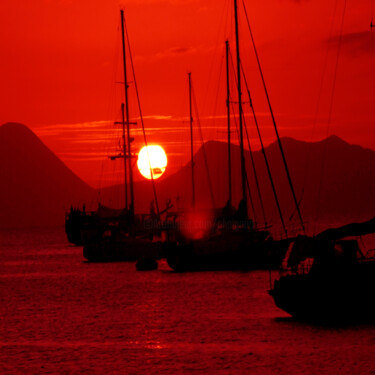 Photographie intitulée "couchersoleil.jpg" par Ly-Rose, Œuvre d'art originale