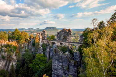 Fotografia zatytułowany „Bastei” autorstwa Magdalena Mienko, Oryginalna praca, Fotografia cyfrowa Zamontowany na Panel drewn…