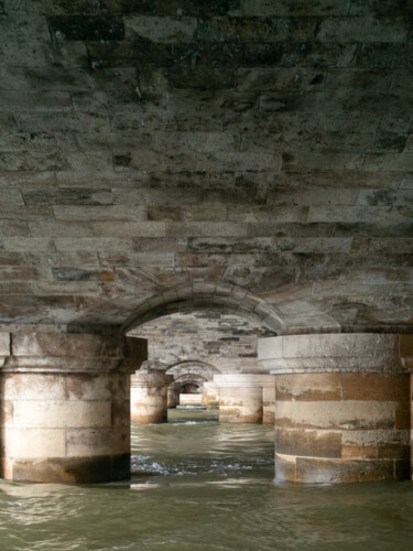 Fotografia intitulada "Sous les ponts" por Willy Hervy, Obras de arte originais, Fotografia digital