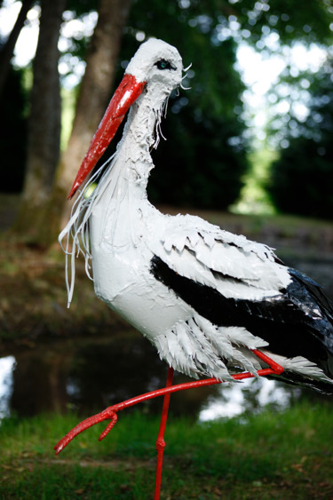 Sculpture titled "CIGOGNE BLANCHE" by Gillsman, Original Artwork, Metals