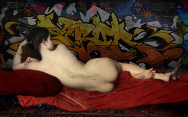 Painting titled "Spank Me Daddy" by Marco Battaglini, Original Artwork, Airbrush