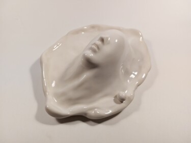 Skulptur mit dem Titel "She'll 6 _0001" von Margarita Simonova, Original-Kunstwerk, Keramik