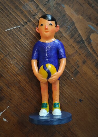 Sculpture intitulée "Volleyboy" par Margarita Suliaeva, Œuvre d'art originale, Plastique