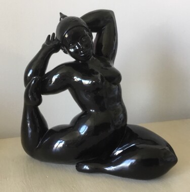 Escultura intitulada "Rhama noire" por Marie Saksik, Obras de arte originais, Terracota