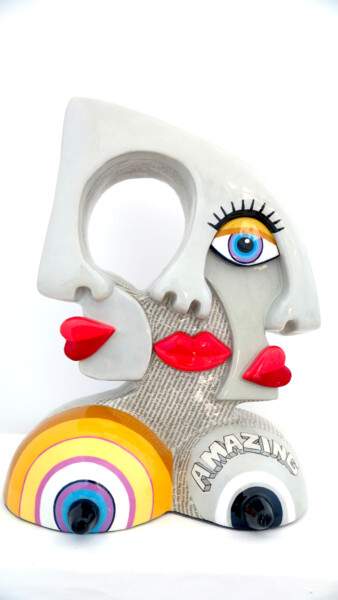 Sculpture titled "Eyes of the soul" by Marilene Salles, Original Artwork, Clay