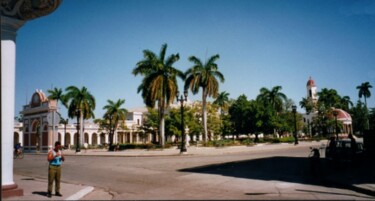 Photographie intitulée "Cienfuegos: place J…" par Mario Bondanini, Œuvre d'art originale