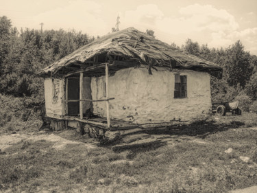 Photography titled "The old house" by Marian Bogatu, Original Artwork, Digital Photography