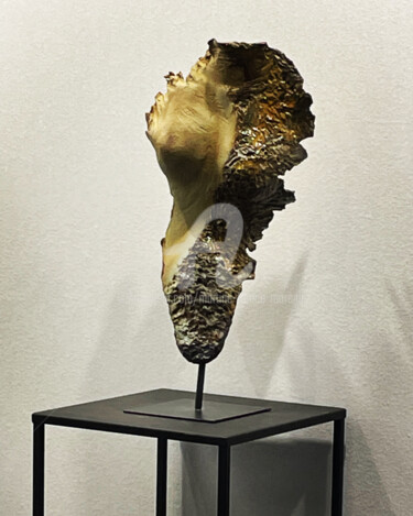 Skulptur mit dem Titel "Féminité 4" von Martine France Moreau, Original-Kunstwerk, Ton