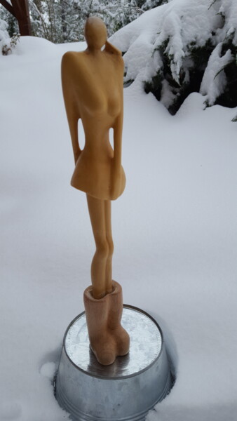 Sculpture titled "Trop courte" by Max Bernard, Original Artwork, Wood