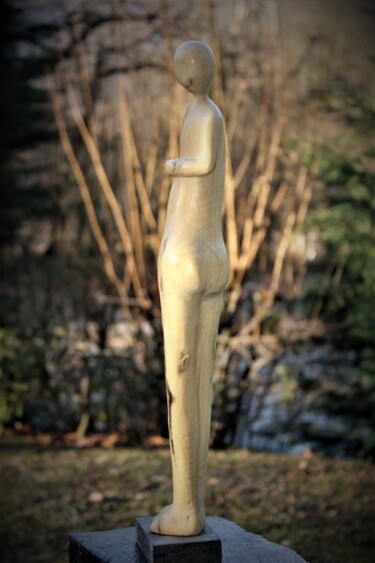 Sculpture titled "Suivi" by Max Bernard, Original Artwork, Wood